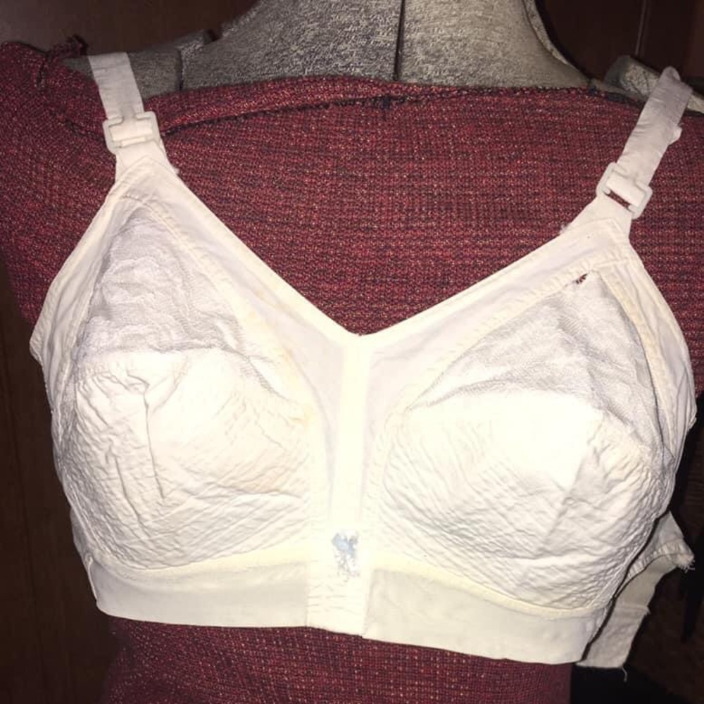 Vintage bullet bra